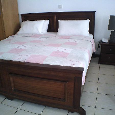 אקרה Lavender Lodge Hotel מראה חיצוני תמונה