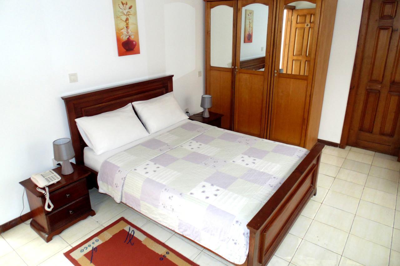 אקרה Lavender Lodge Hotel מראה חיצוני תמונה