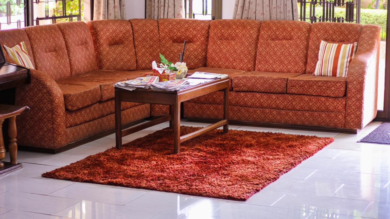 אקרה Lavender Lodge Hotel מראה חיצוני תמונה