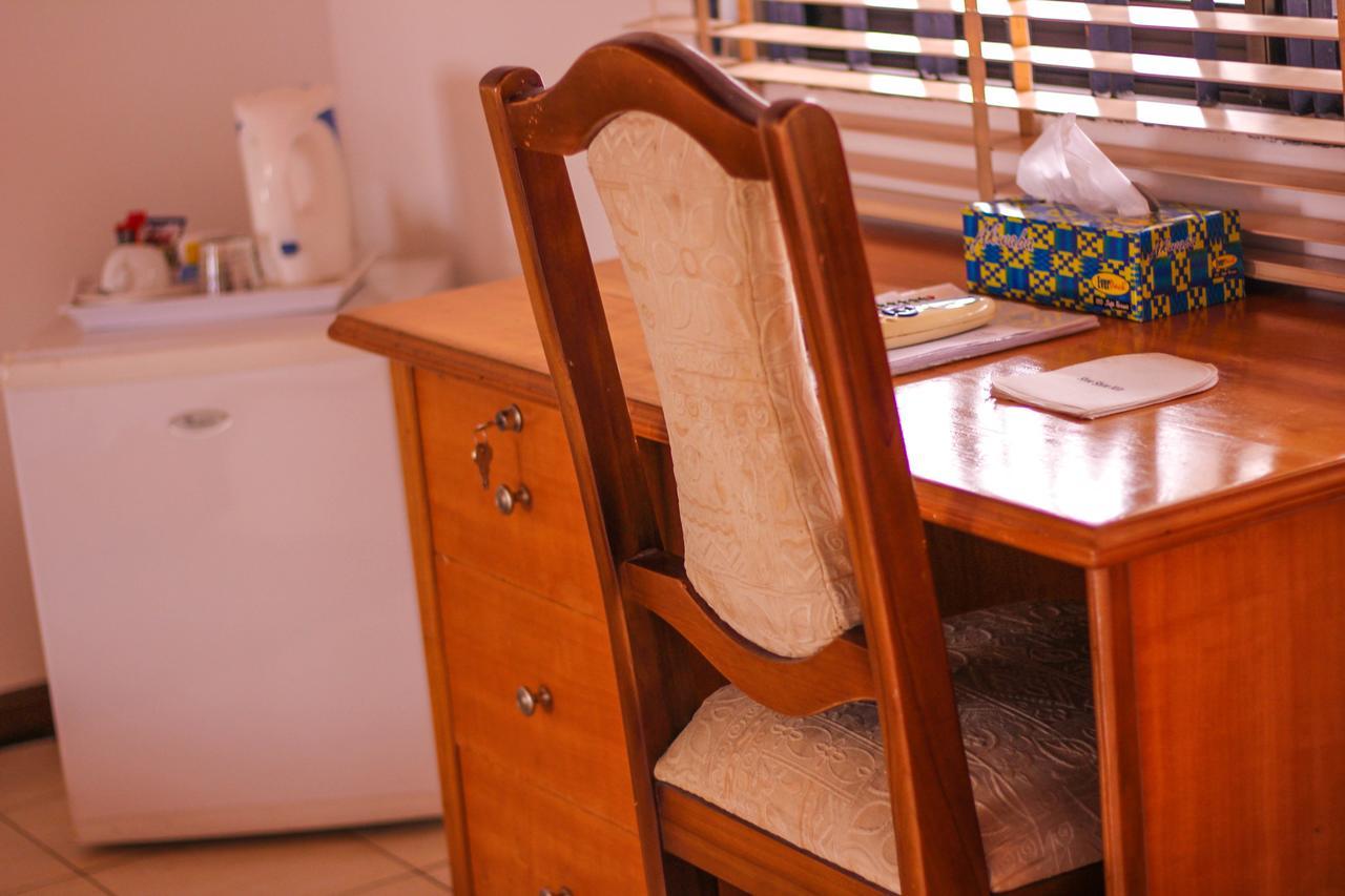 אקרה Lavender Lodge Hotel מראה חיצוני תמונה