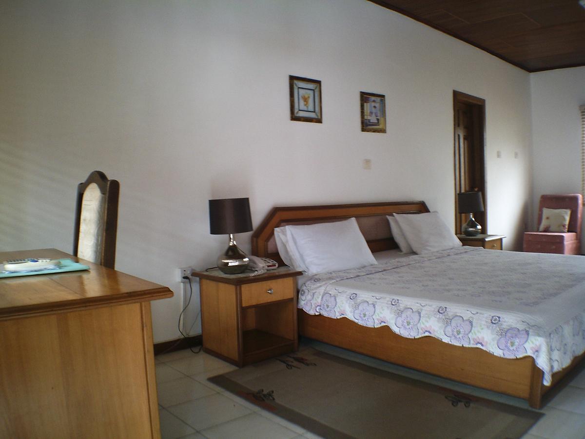 אקרה Lavender Lodge Hotel מראה חיצוני תמונה