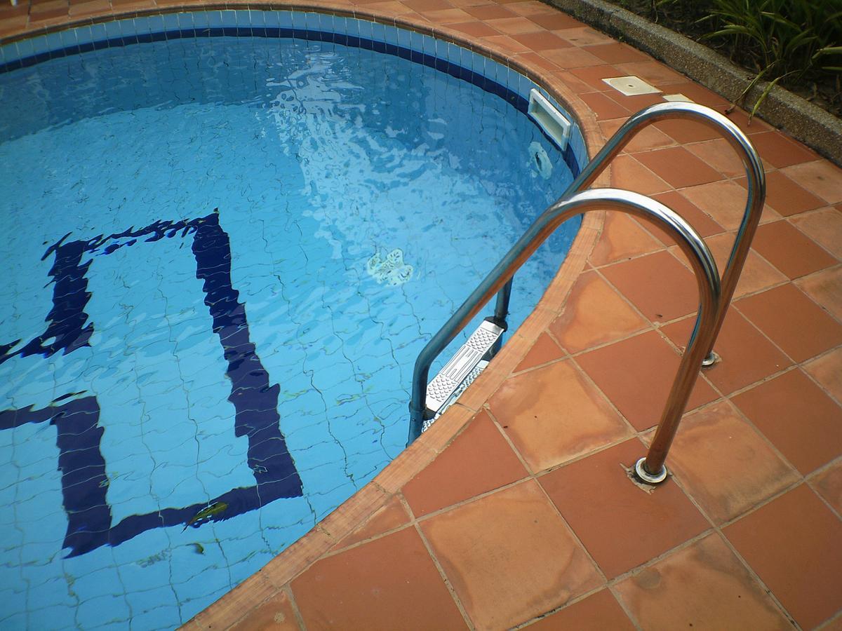 אקרה Lavender Lodge Hotel מראה חיצוני תמונה