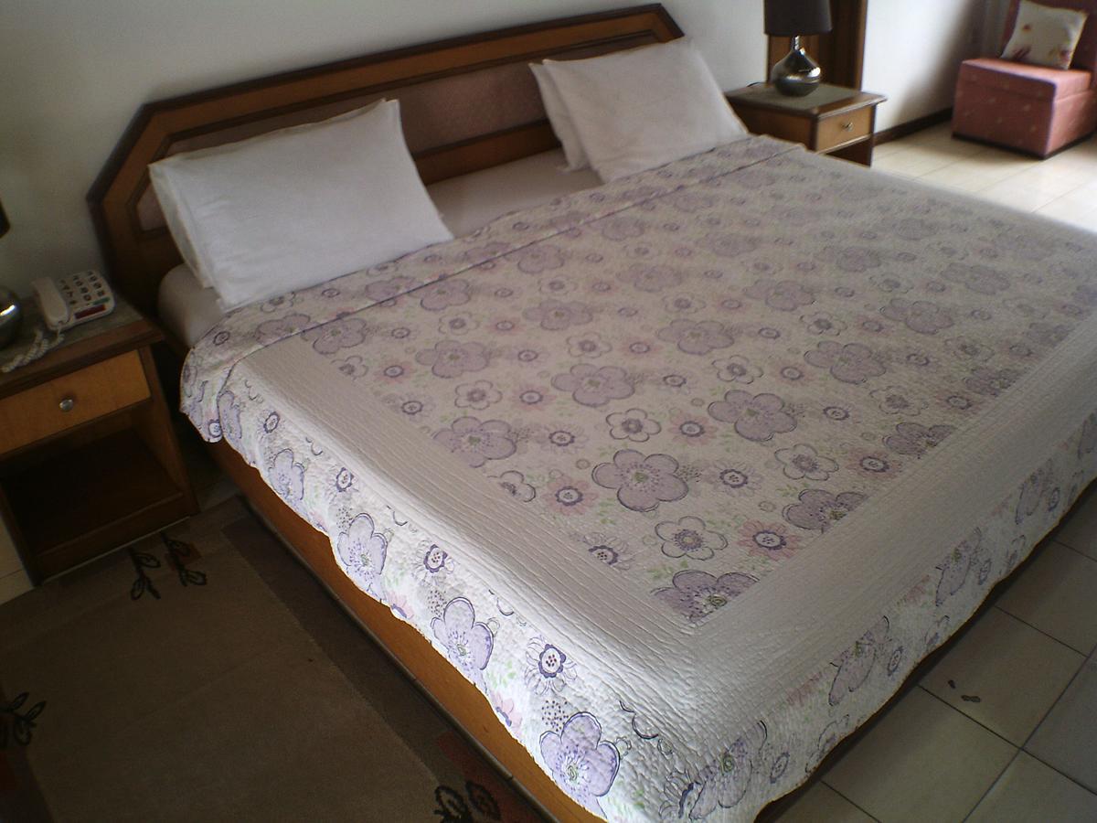 אקרה Lavender Lodge Hotel מראה חיצוני תמונה